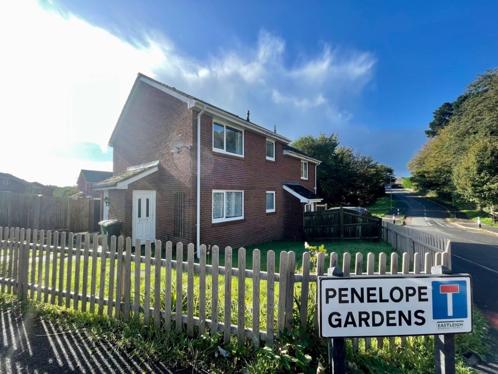 Penelope Gardens, Bursledon, Southampton
