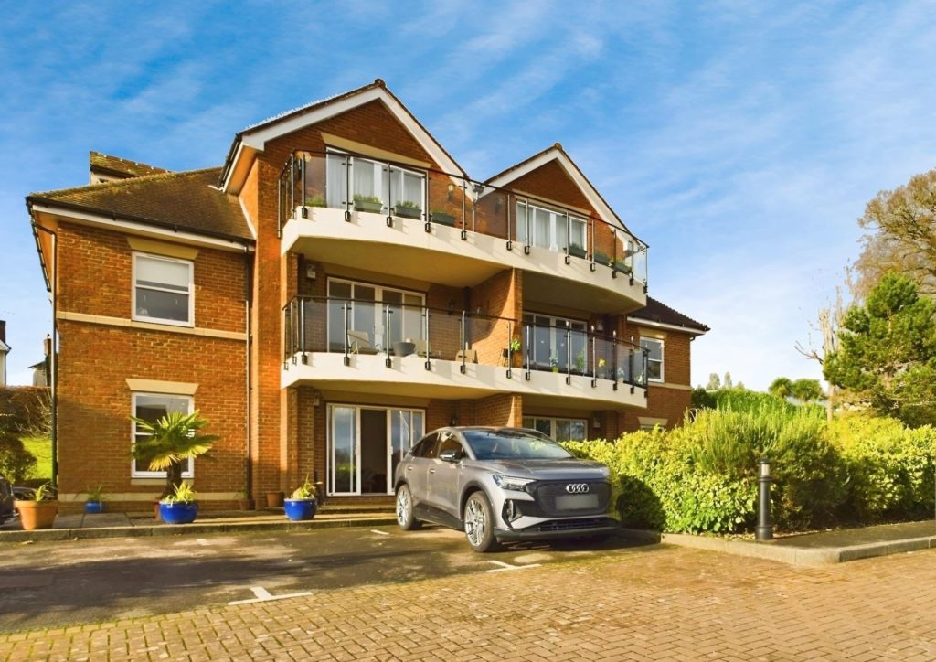 Lukes Close, Port Hamble, Southampton